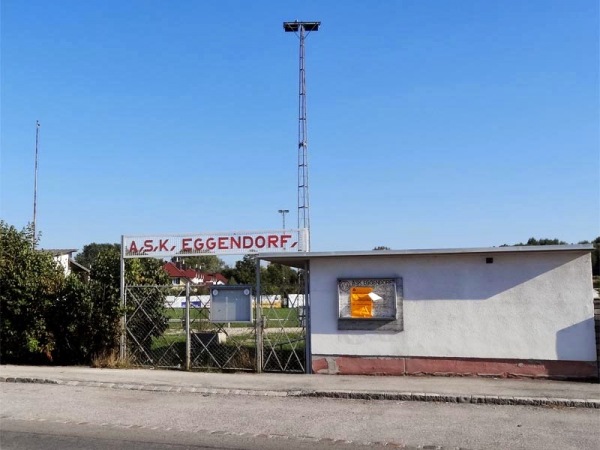 Sportplatz Eggendorf (alt) - Eggendorf