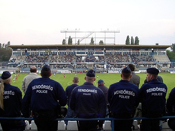 Hidegkuti Nándor Stadion (alt) - Budapest