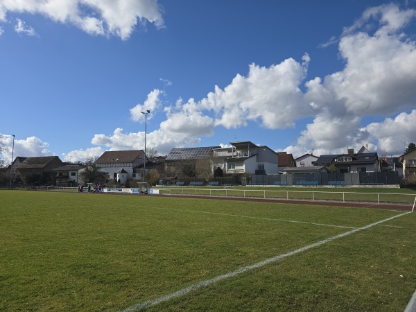 Schwarzbach-Sportanlage - Helmstadt-Bargen