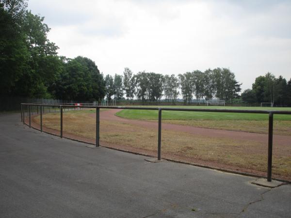 Bezirkssportanlage Mennrather Straße - Mönchengladbach-Rheindahlen