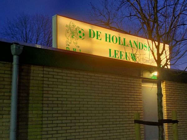 Sportpark Brasserskade - veld 3 - DHL - Delft