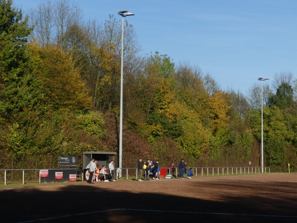Sportplatz Auf dem Esch - Bochum-Wattenscheid-Sevinghausen
