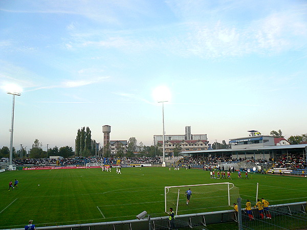 Stadionul Tineretului Urziceni - Urziceni