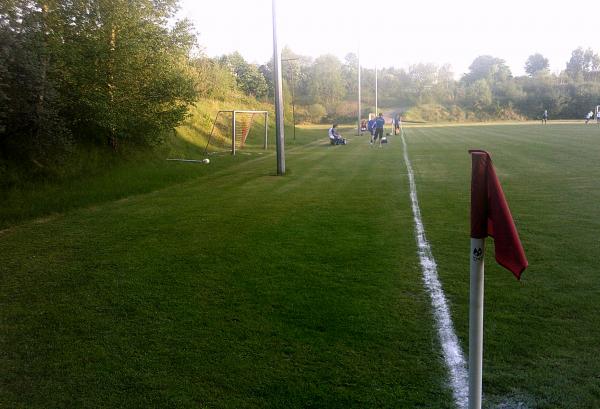 Sportanlage Am Bahndamm B-Platz - Tensfeld