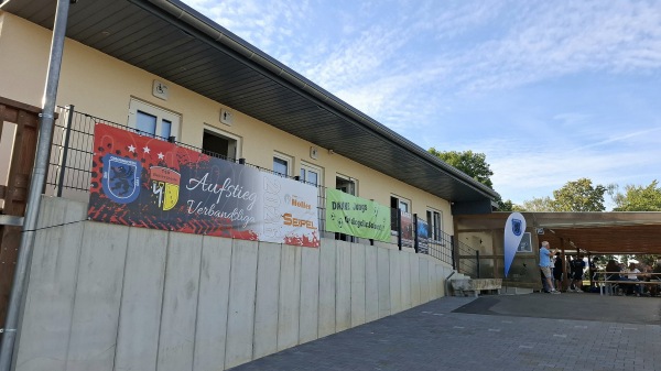 Eddi-Bommersheim-Sportfeld - Hungen-Obbornhofen