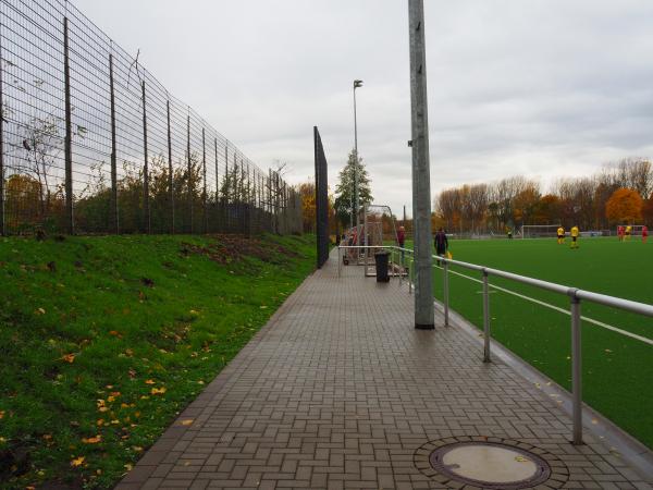 Heinrich-Hamacher-Sportpark Platz 2 - Duisburg-Neumühl