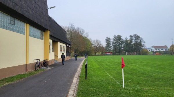 Sportgelände am Uhlberg - Karsbach