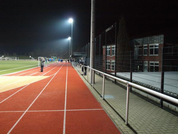 Sportplatz an der Hauptschule - Holzwickede