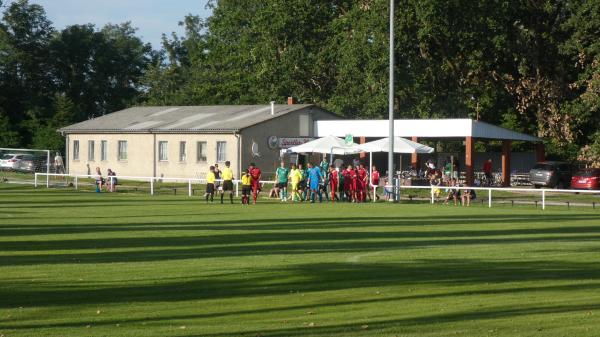 Frank Münke Stadion - Rietz-Neuendorf-Groß Rietz