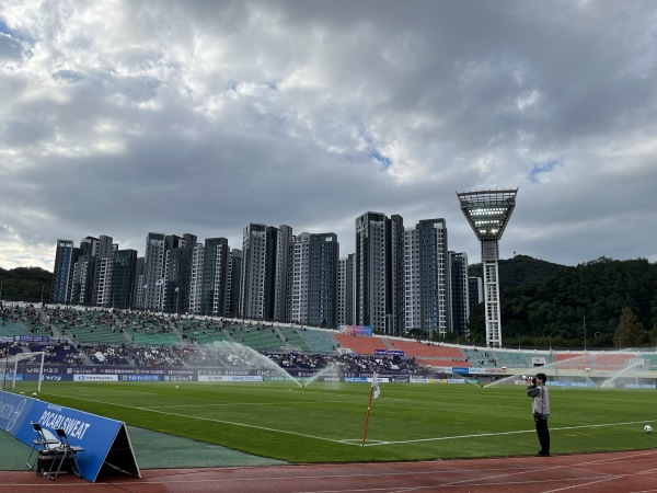 Anyang Stadium - Anyang