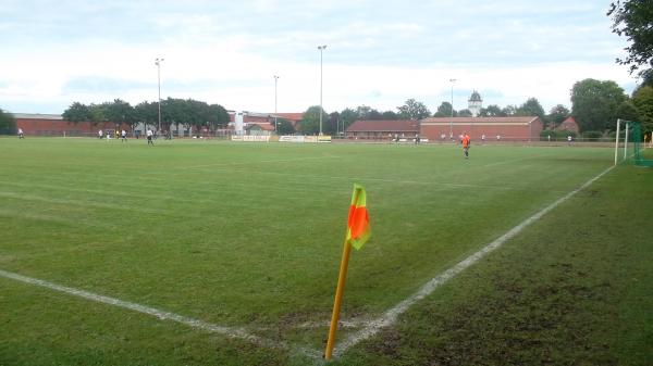 Sportanlage am Bahnhof - Alveslohe