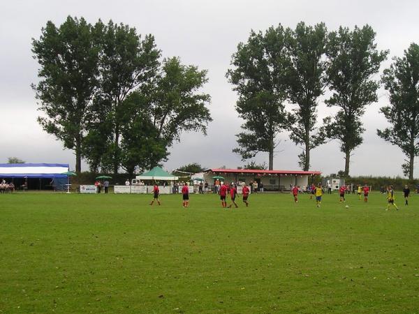 Sportplatz an der Landstraße - Nossendorf