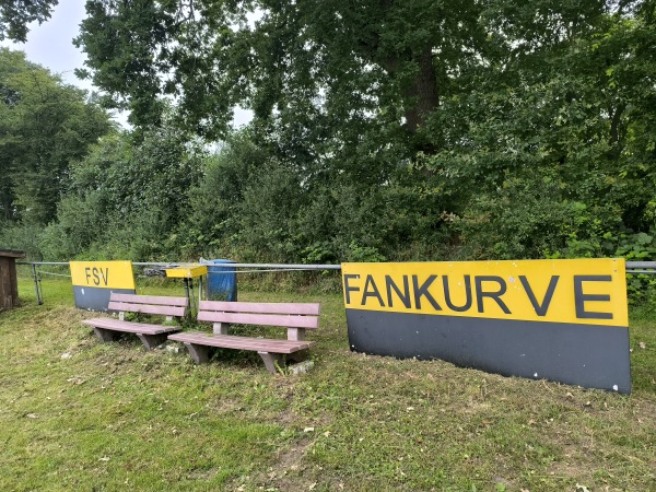 Bürgermeister Harms Sportplatz - Friedrichsholm