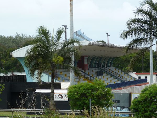 Stade Jean-Allane - Saint-Benoît