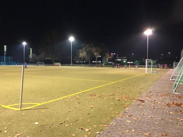 Sportanlage Paul-Heyse-Straße Platz 2 - Berlin-Prenzlauer Berg