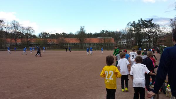 Sportplatz Iserbarg - Hamburg-Rissen