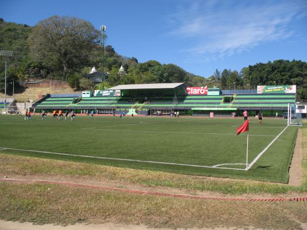 Estadio Nacional Las Delicias - Santa Tecla