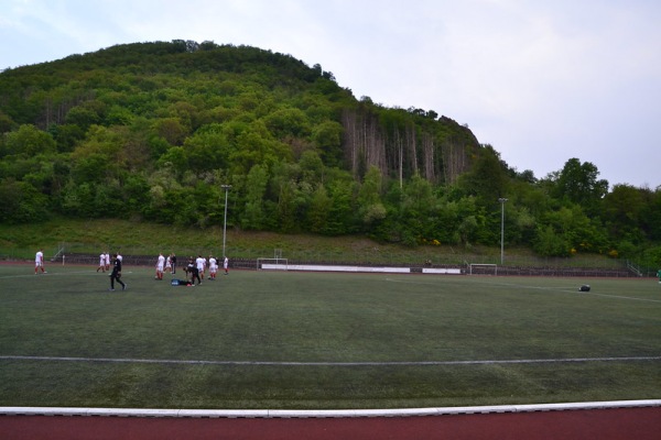 Sportplatz Im Schafsberg - Treis-Karden