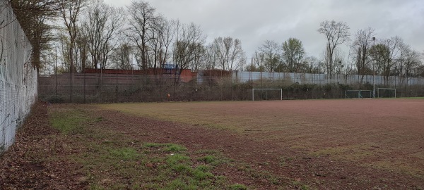 Bezirkssportanlage Döhren B-Platz - Hannover-Döhren