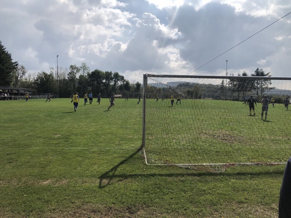 Sportplatz Niedermeilingen - Heidenrod-Niedermeilingen
