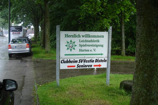 Sportanlage an der Gesamtschule - Herten/Westfalen-Disteln