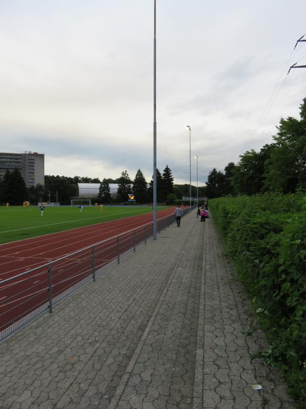 Sportanlage Fronwald Platz 3 - Zürich
