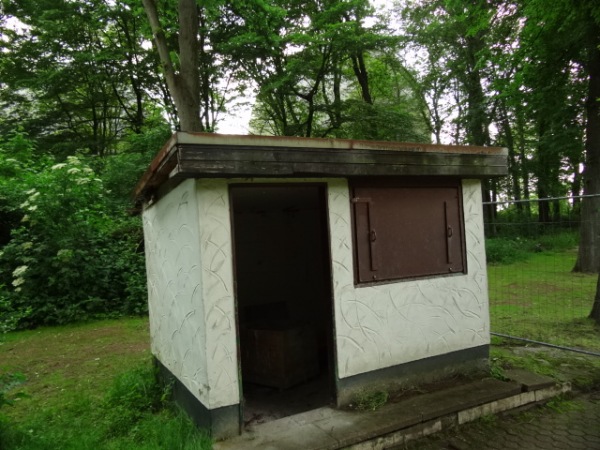 Sportplatz Piccoloministraße - Köln-Mülheim