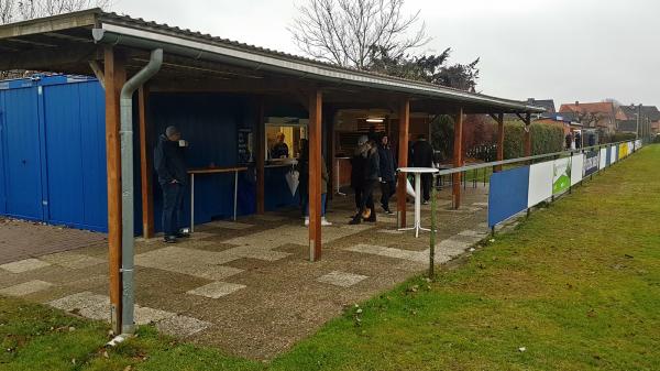 Sportplatz Uhlenbusch - Breitenfelde