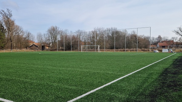 Stadion TJ Slovan Velvary hřiště 2 - Velvary