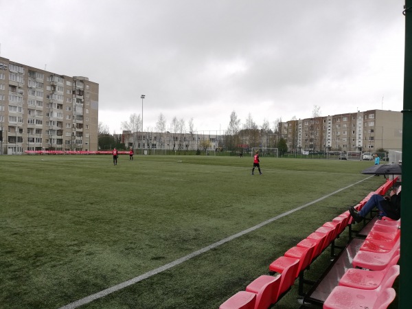 Vilniaus Fabijoniskiu Vidurines Mokyklos Stadionas - Vilnius