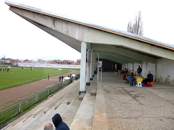 Stadiumi Riza Lushta - Mitrovicë (Kosovska Mitrovica)