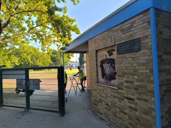 Sportzentrum der Gemeinde - Neuhofen/Pfalz