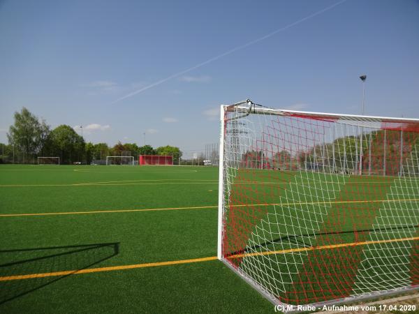 Sportanlage Tennwengert Platz 2 - Fellbach-Oeffingen