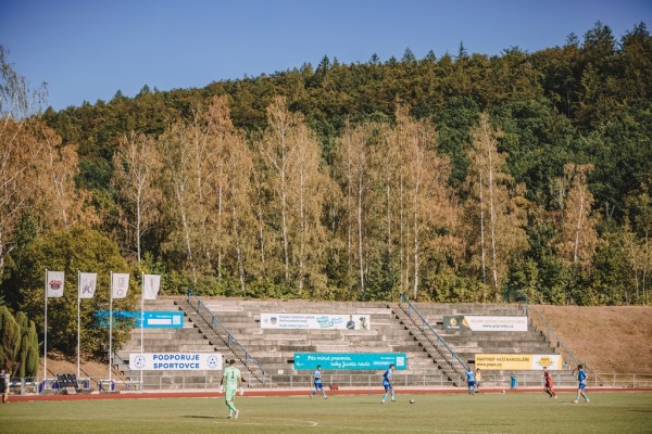 Atletický stadion Karlovy Vary - Karlovy Vary-Tuhnice
