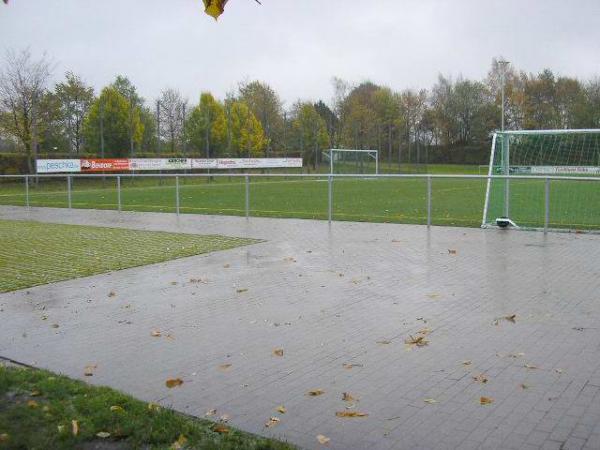 Sportplatz am Bahndamm - Paderborn-Benhausen