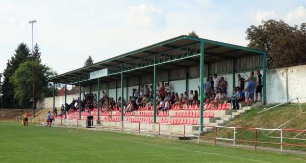 Futbalový štadión Eliášovce - Nový Život-Eliášovce