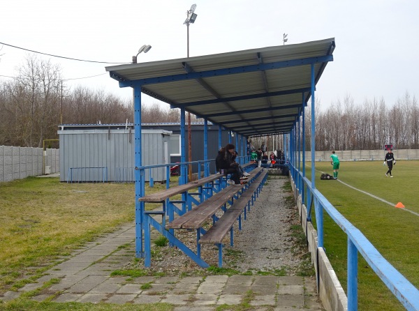 Futbalový štadión Bešeňov - Bešeňov