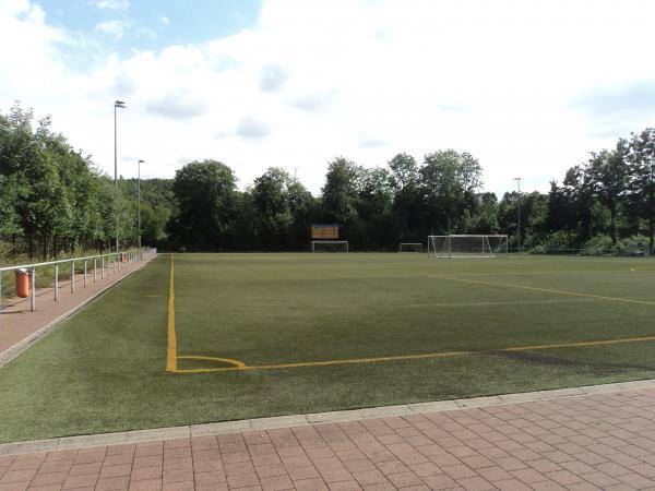 Bezirkssportanlage Feenstraße Platz 2 - Bochum-Riemke