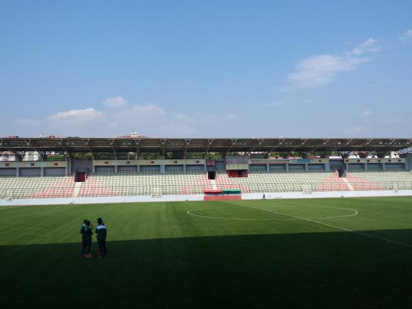 Maltepe Hasan Polat Stadyumu - İstanbul