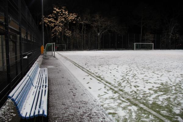 Sportplatz Virchowstraße - Berlin-Friedrichshain