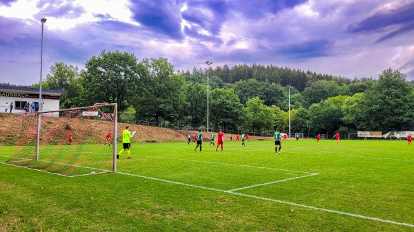 Sportplatz Im Hof - Losheim am See-Hausbach