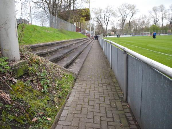 Dorotheen-Kampfbahn der Bezirkssportanlage Lohberg - Dinslaken-Lohberg