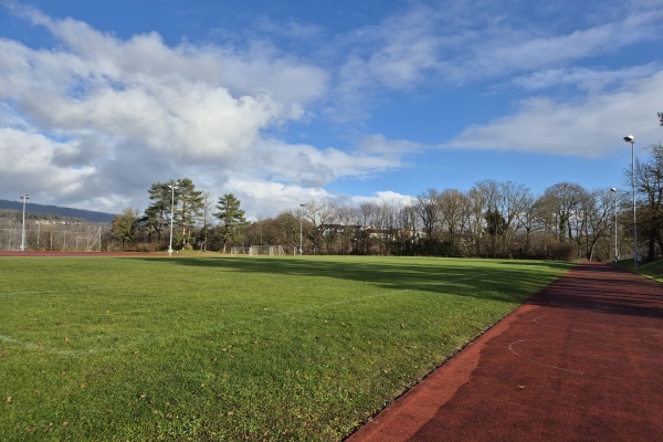 Sportplatz Gymnasium - Laufen