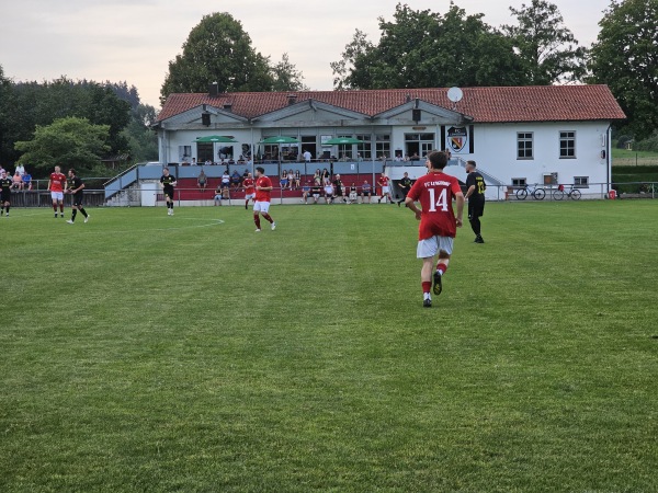 Sportplatz Lengdorf 2 - Lengdorf 