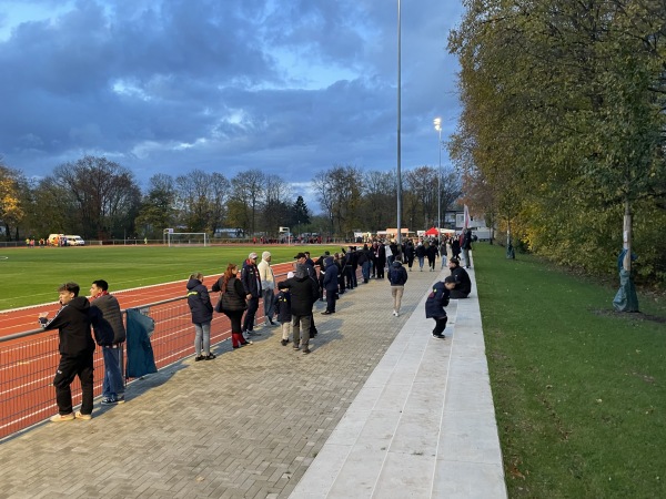 Sportanlage am Stadtgymnasium GSV-Platz - Köln-Porz