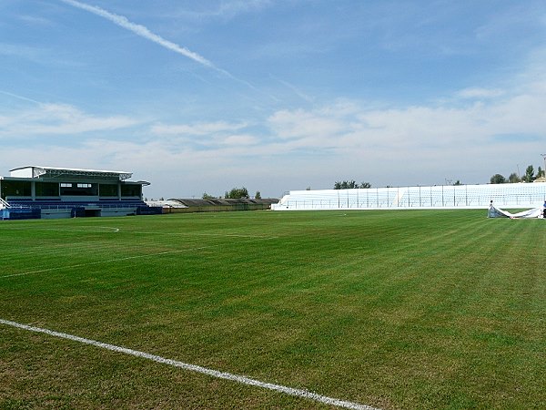 Stadiumi Laçi - Laçi