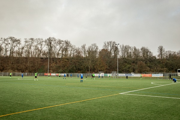 Sportfeld Pfingstweide 2 - Gießen-Klein-Linden