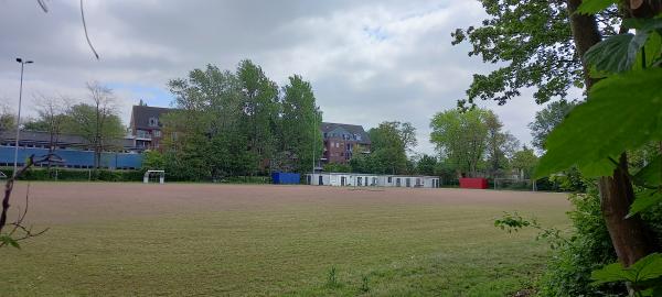 Sportplatz Luisenweg - Hamburg-Hamm