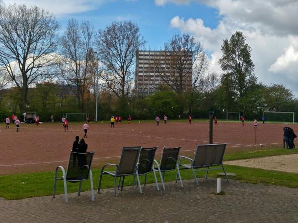 Sportplatz Finksweg - Hamburg-Finkenwerder