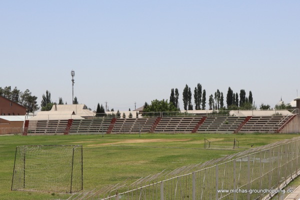 Topalang Stadium - Sariosiyo